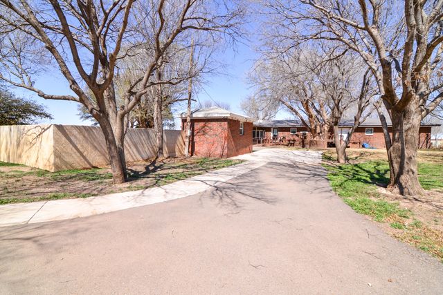 2511 FM 211, Wilson, TX 79381