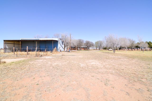 2511 FM 211, Wilson, TX 79381