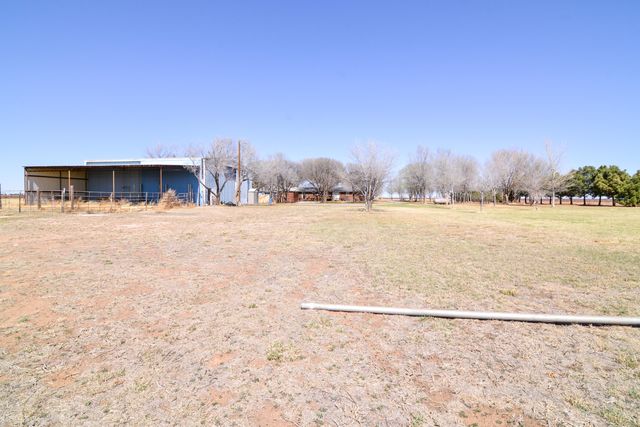 2511 FM 211, Wilson, TX 79381