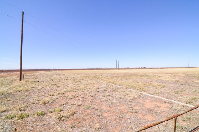 2511 FM 211, Wilson, TX 79381