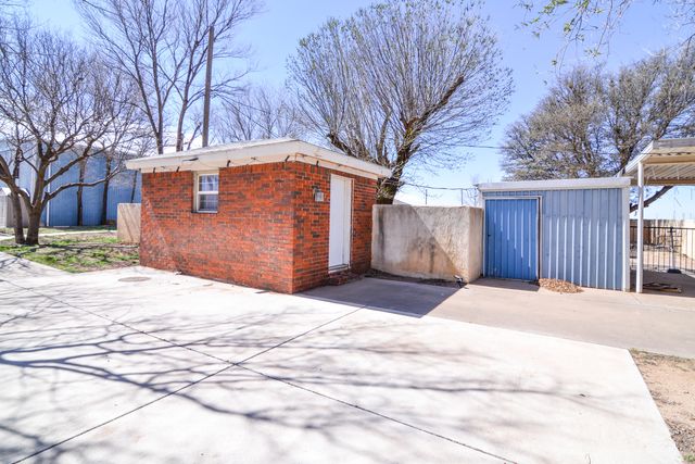 2511 FM 211, Wilson, TX 79381