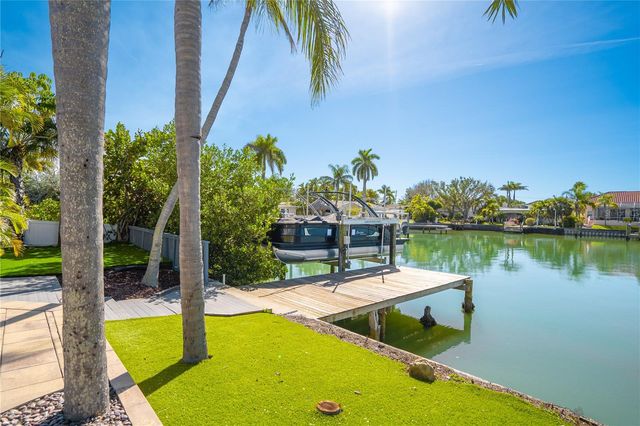 482 HERMOSITA DRIVE, St Pete Beach, FL 33706