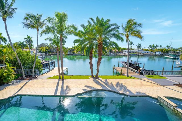 482 HERMOSITA DRIVE, St Pete Beach, FL 33706