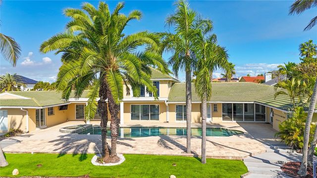 482 HERMOSITA DRIVE, St Pete Beach, FL 33706