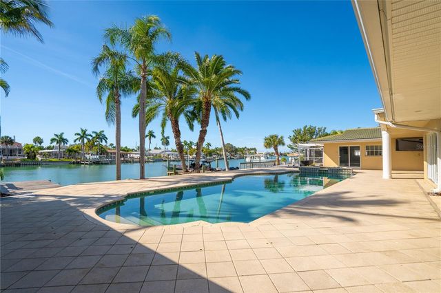 482 HERMOSITA DRIVE, St Pete Beach, FL 33706