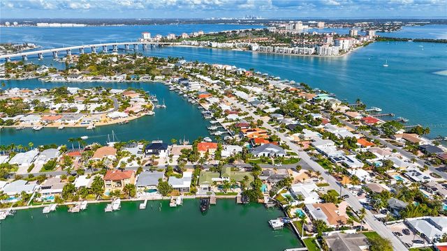 482 HERMOSITA DRIVE, St Pete Beach, FL 33706