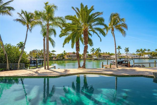 482 HERMOSITA DRIVE, St Pete Beach, FL 33706