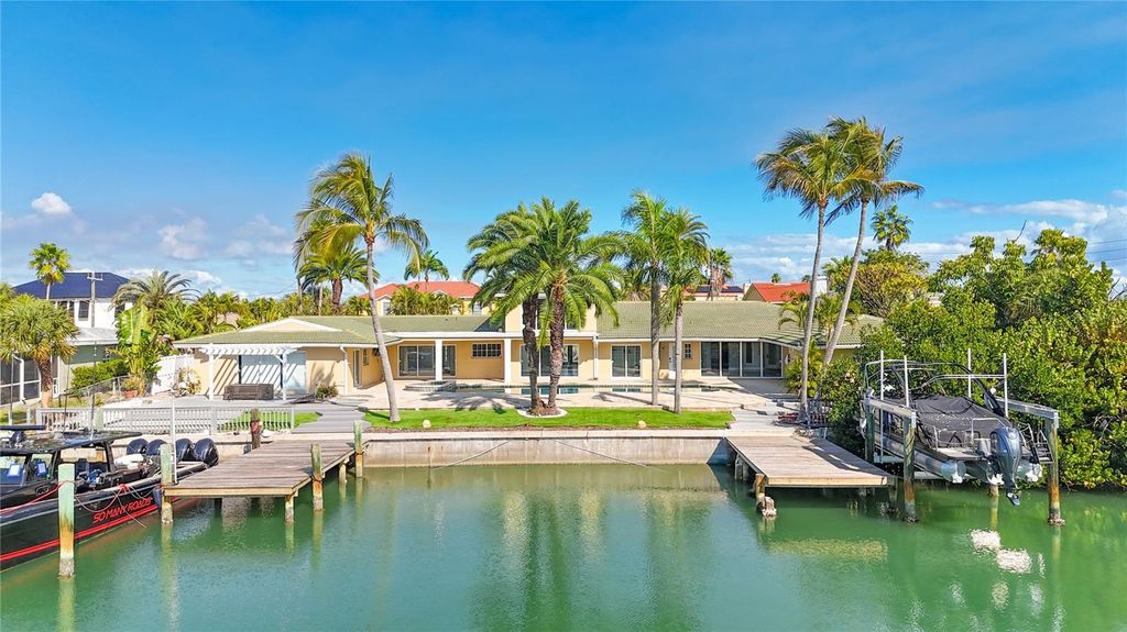 482 HERMOSITA DRIVE, St Pete Beach, FL 33706