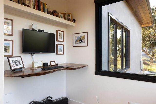 71 Este Canada, Carmel, CA 93923