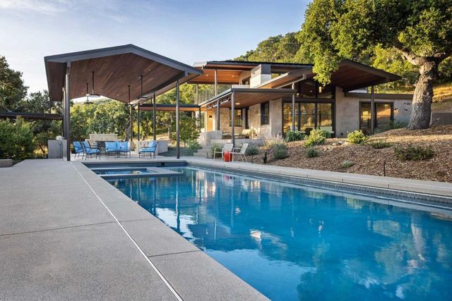 71 Este Canada, Carmel, CA 93923