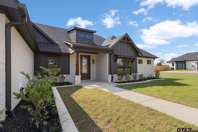 7715 Molina Drive, Tyler, TX 75704