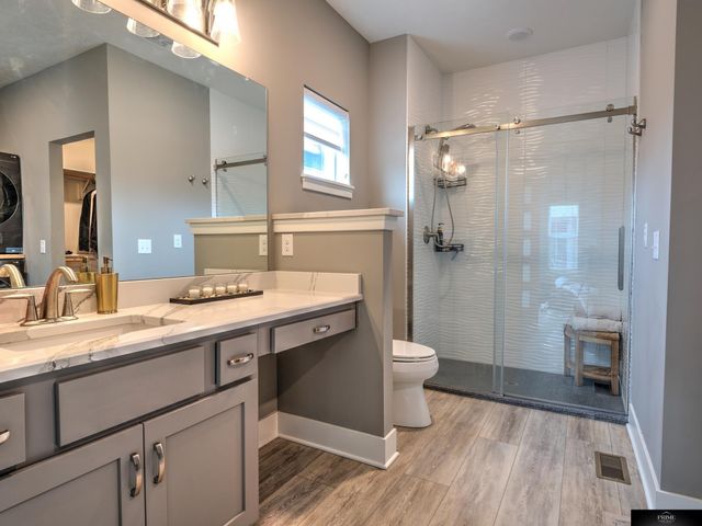 8636 N 169 Street, Bennington, NE 68007