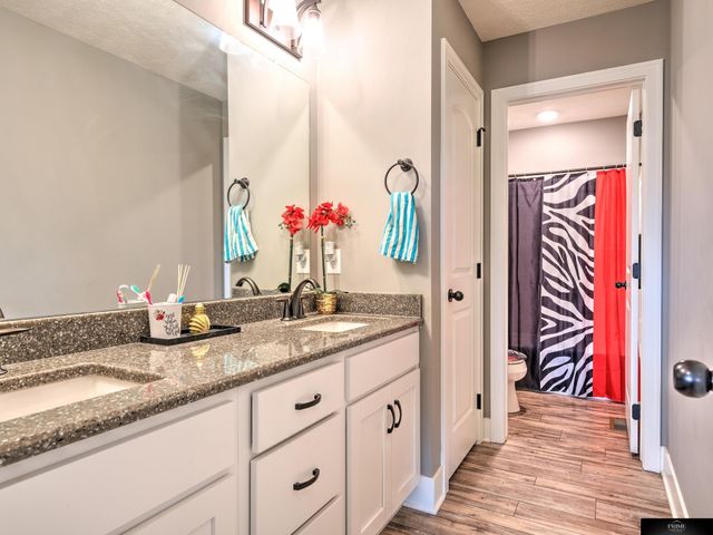 8636 N 169 Street, Bennington, NE 68007