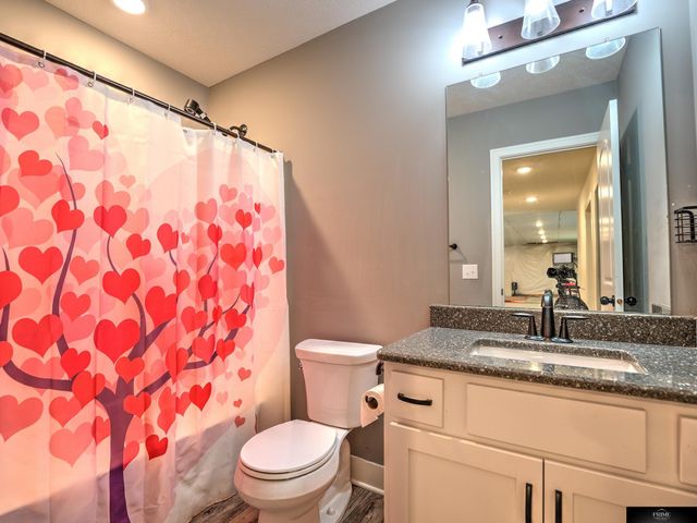 8636 N 169 Street, Bennington, NE 68007