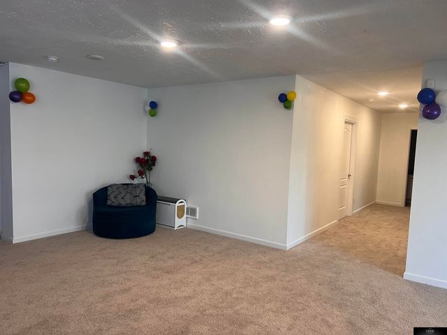 8636 N 169 Street, Bennington, NE 68007