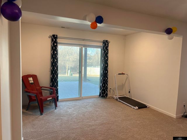 8636 N 169 Street, Bennington, NE 68007