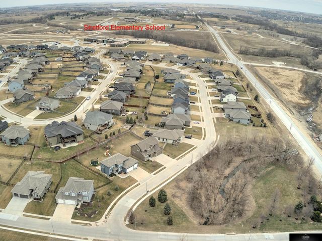 8636 N 169 Street, Bennington, NE 68007