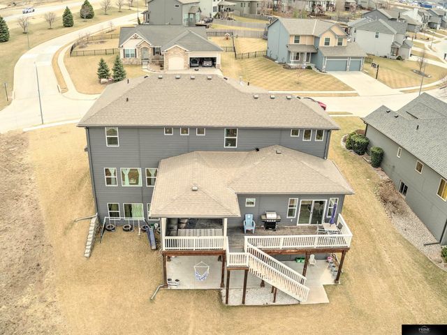 8636 N 169 Street, Bennington, NE 68007