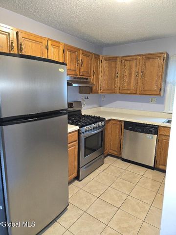 145 3rd Avenue, Rensselaer, NY 12144