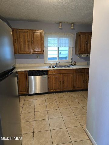 145 3rd Avenue, Rensselaer, NY 12144