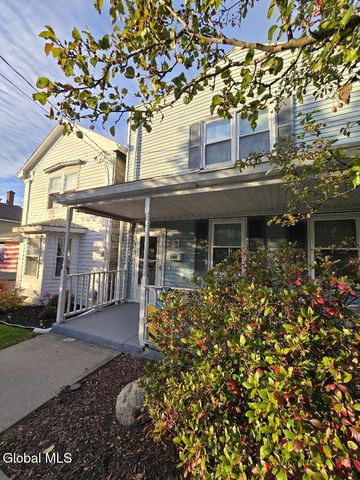 145 3rd Avenue, Rensselaer, NY 12144