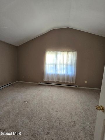 145 3rd Avenue, Rensselaer, NY 12144