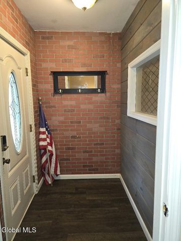 145 3rd Avenue, Rensselaer, NY 12144