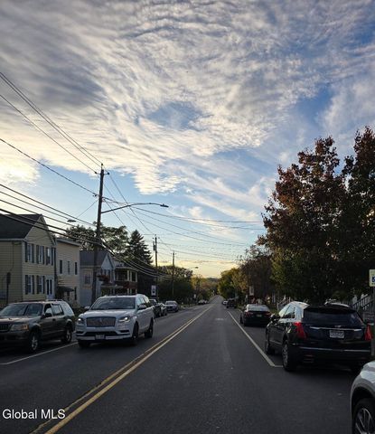 145 3rd Avenue, Rensselaer, NY 12144