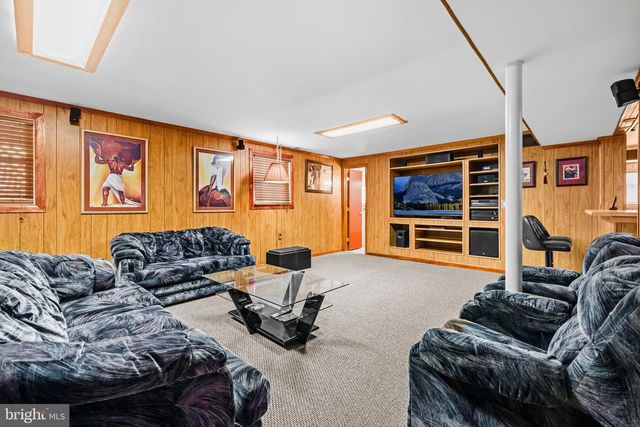 9910 JACQUELINE DR, Fort Washington, MD 20744