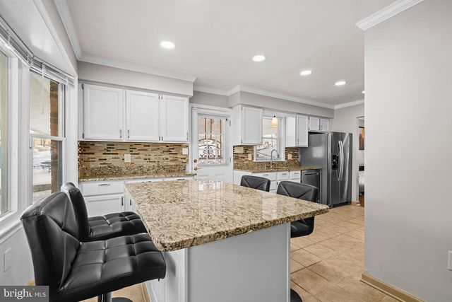 9910 JACQUELINE DR, Fort Washington, MD 20744