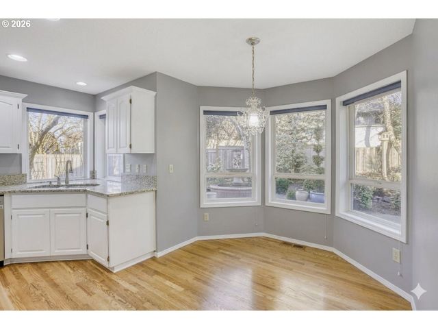 16395 Sw SUMAC St, Beaverton, OR 97007