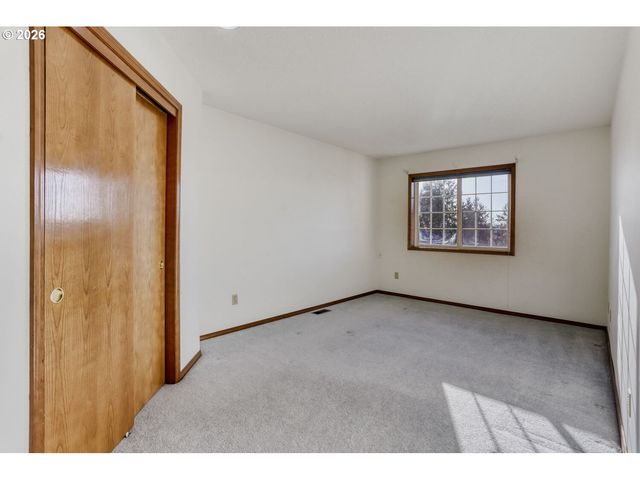 16395 Sw SUMAC St, Beaverton, OR 97007