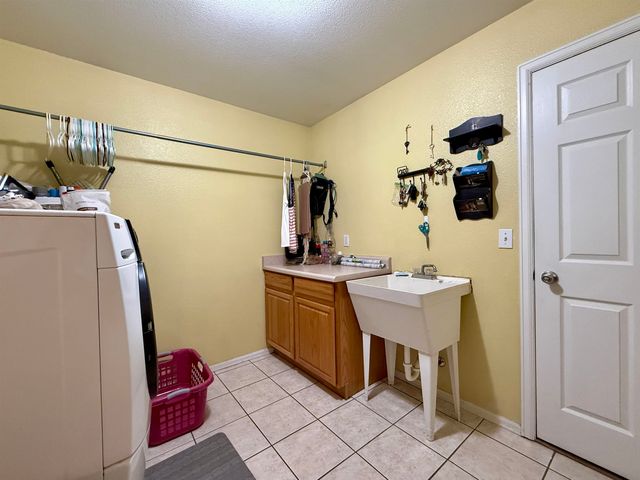 733 Monument View Drive, Grand Junction, CO 81505