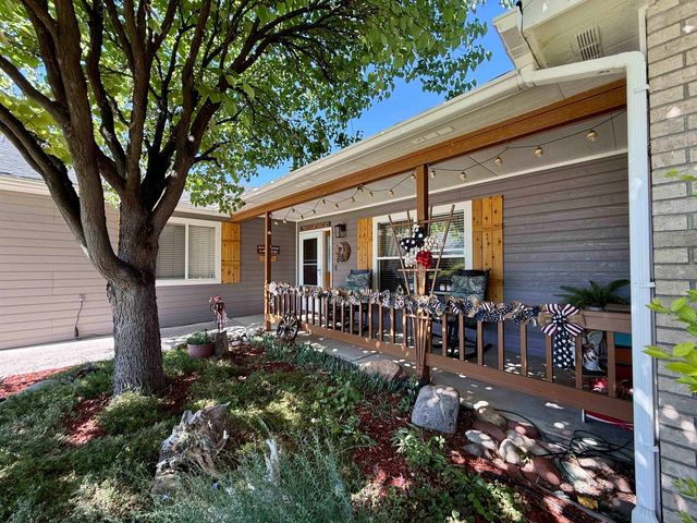 733 Monument View Drive, Grand Junction, CO 81505