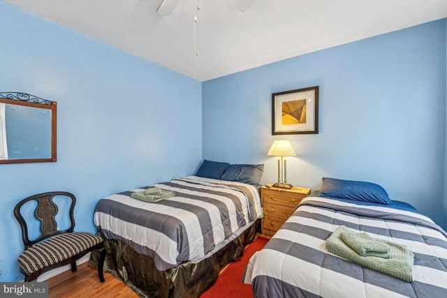 2013 4TH ST NE, Washington, DC 20002