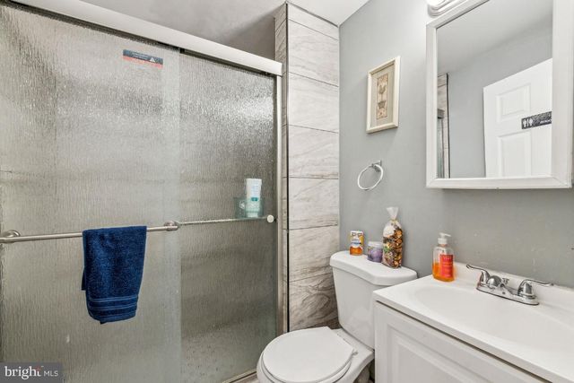 2013 4TH ST NE, Washington, DC 20002