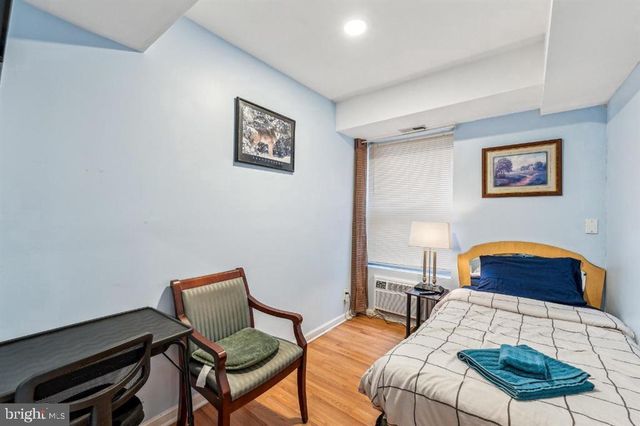 2013 4TH ST NE, Washington, DC 20002