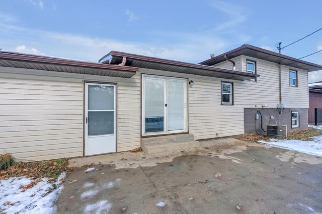 6395 Valleyview Avenue, Portage, IN 46368