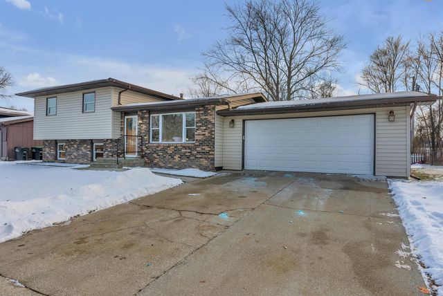 6395 Valleyview Avenue, Portage, IN 46368