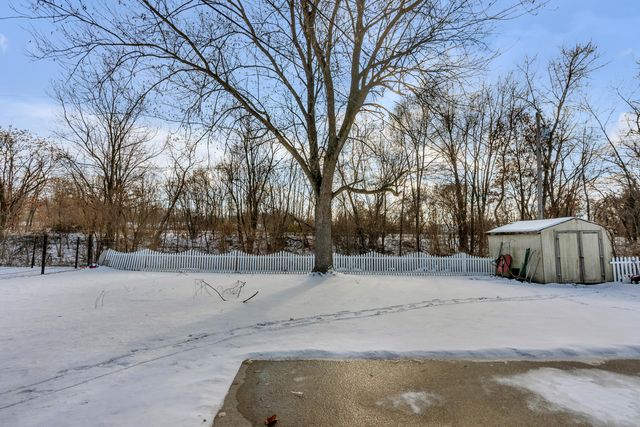 6395 Valleyview Avenue, Portage, IN 46368