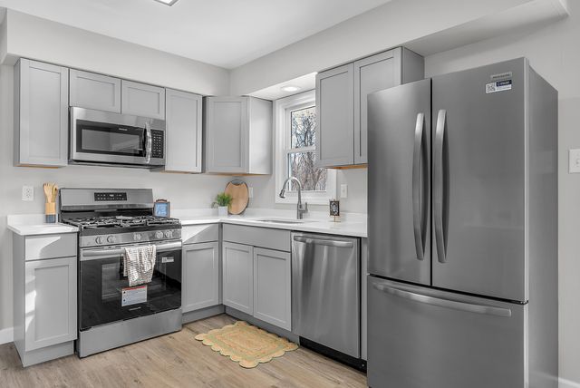 6395 Valleyview Avenue, Portage, IN 46368