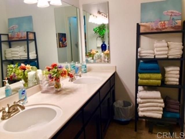 2625 Pirineos Way 329, Carlsbad, CA 92009