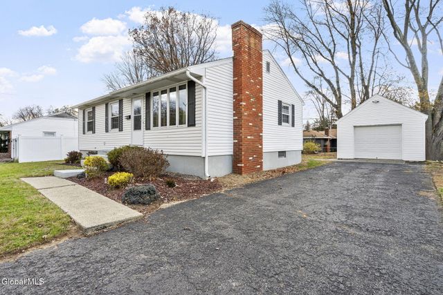 22 Hanifin Avenue, Colonie, NY 12205