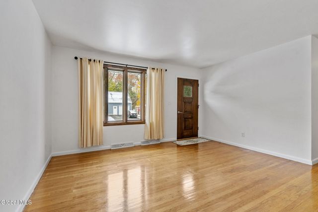 22 Hanifin Avenue, Colonie, NY 12205