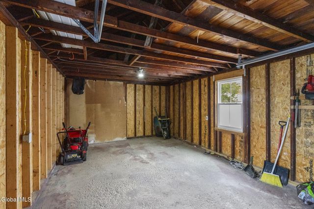 22 Hanifin Avenue, Colonie, NY 12205