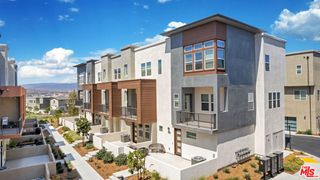 27009 Hummingbird Lane, Valencia (santa Clarita), CA 91381