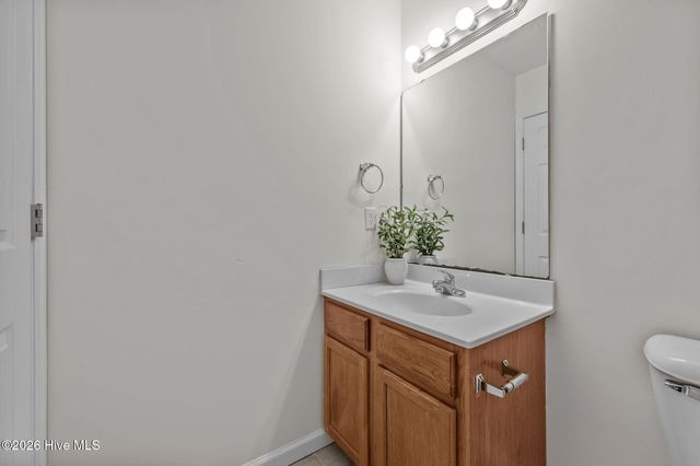 100 Cornerstone Place, Jacksonville, NC 28546