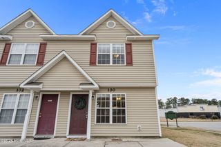 100 Cornerstone Place, Jacksonville, NC 28546