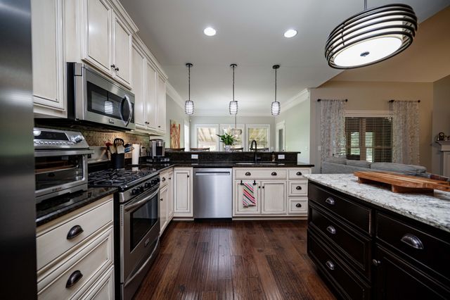 911 Wellspring Ct, Murfreesboro, TN 37130