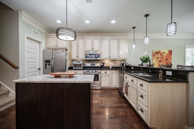 911 Wellspring Ct, Murfreesboro, TN 37130